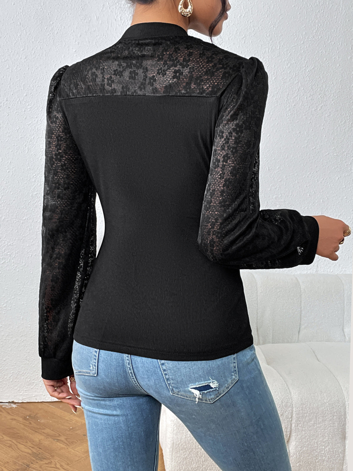 Half turtleneck lace paneled long-sleeved black top