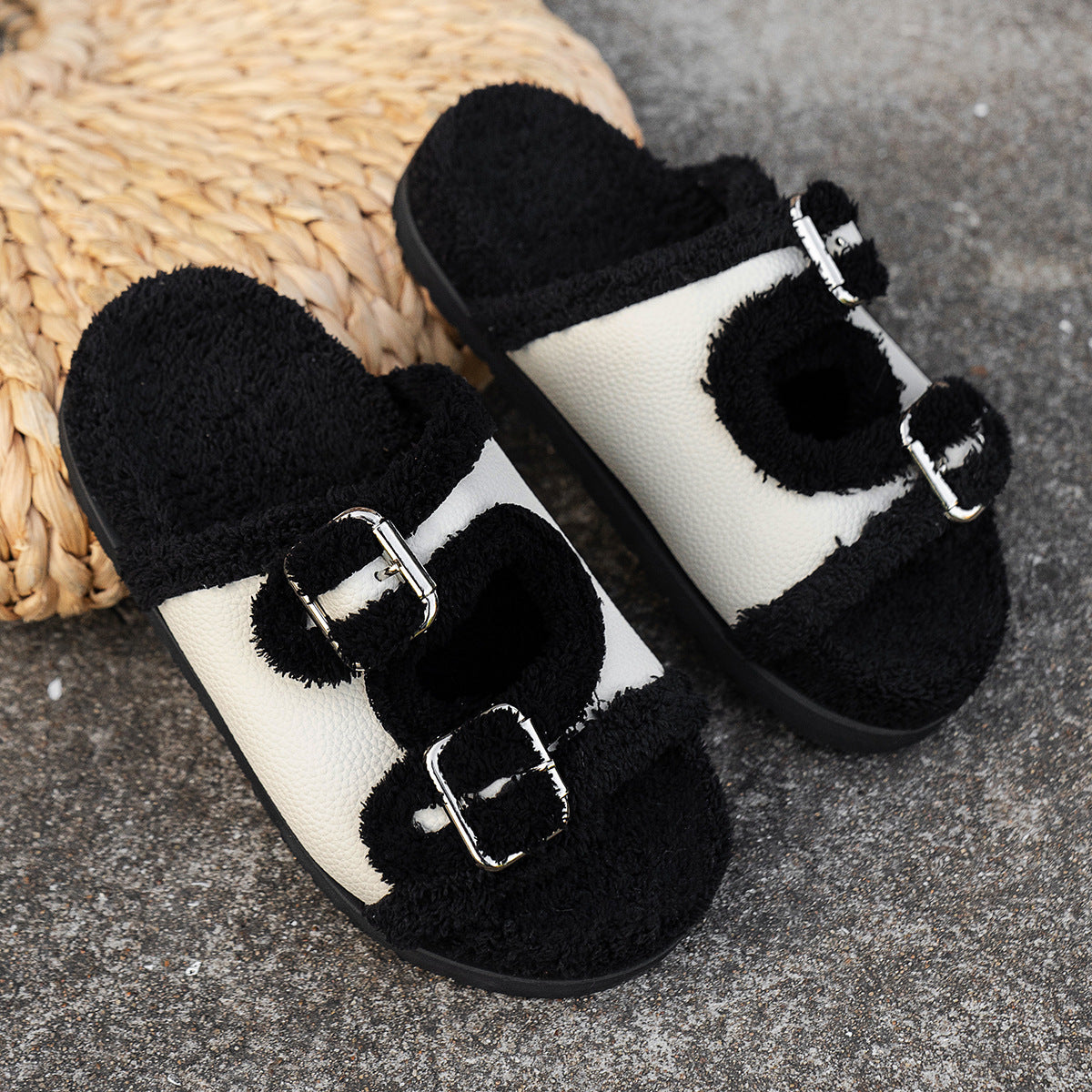 Velvet thick sole buckle fur slippers