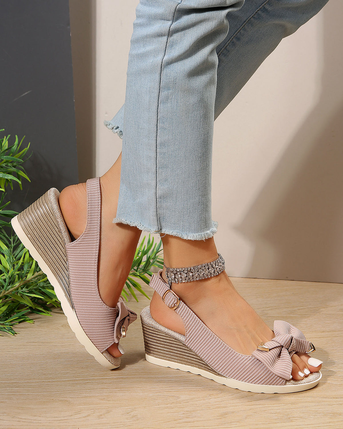 Suede Bow Chunky Heel Sandals