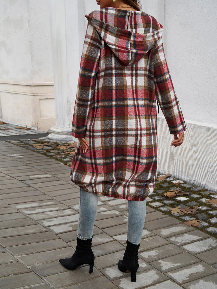 Veste longue à capuche avec fermeture éclair et carreaux contrastés