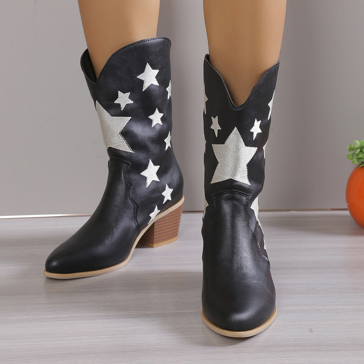 Star Pattern Block Heel Pointed Toe Martin Boots