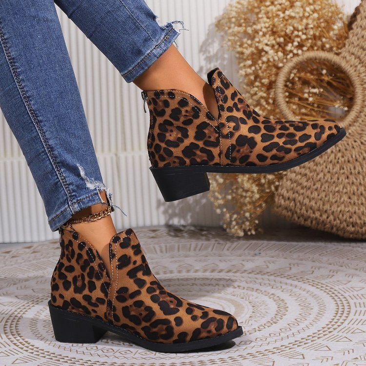 Brown suede leopard simple Chelsea shoes