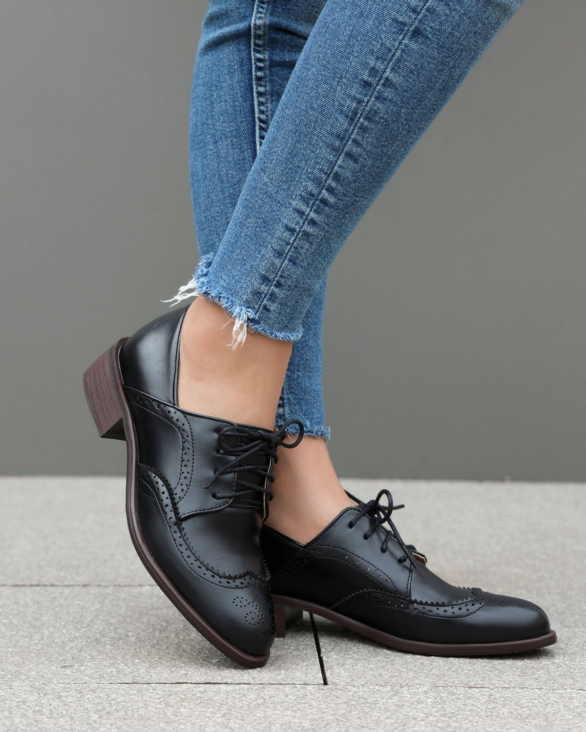 Zapatos brogue informales de negocios con cordones