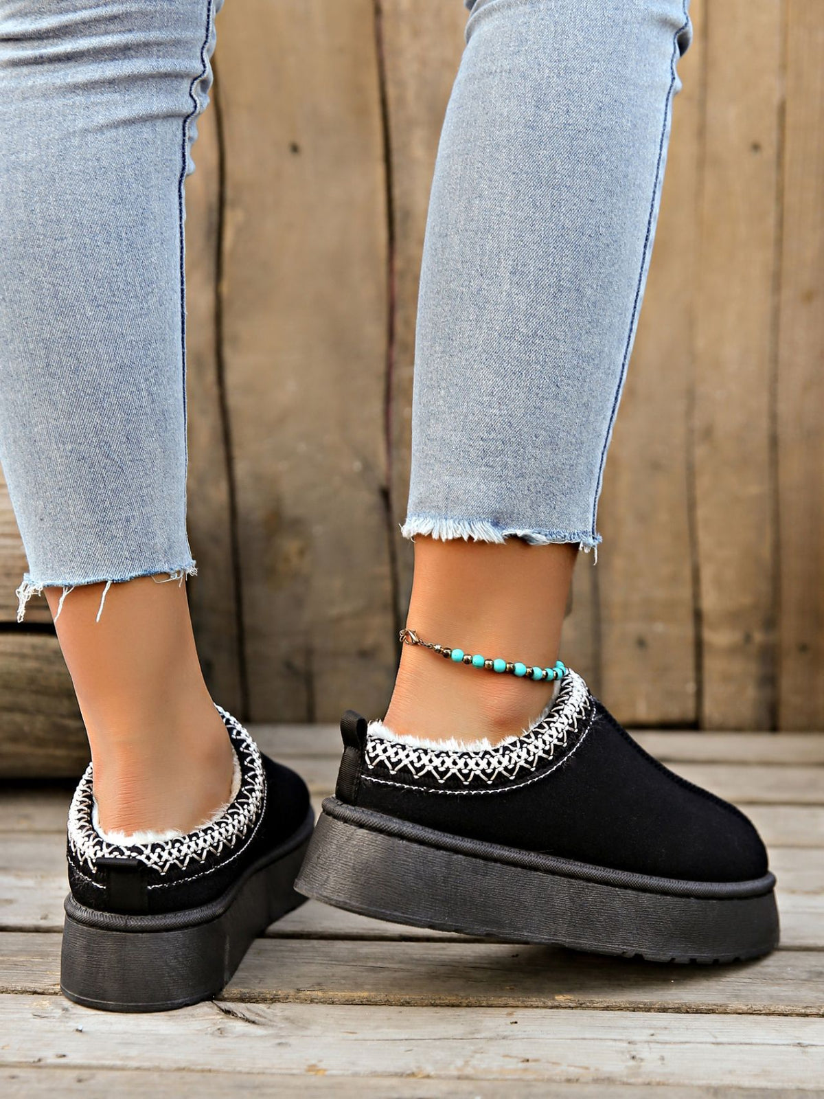 Low-top fleece lining slip-on snow boots