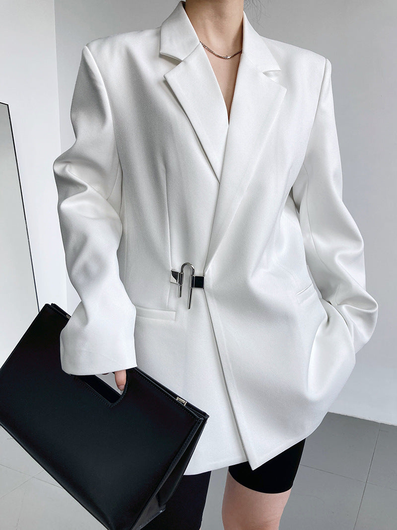 Metal Buckle Closure Sleek and Casual Tailored Suit