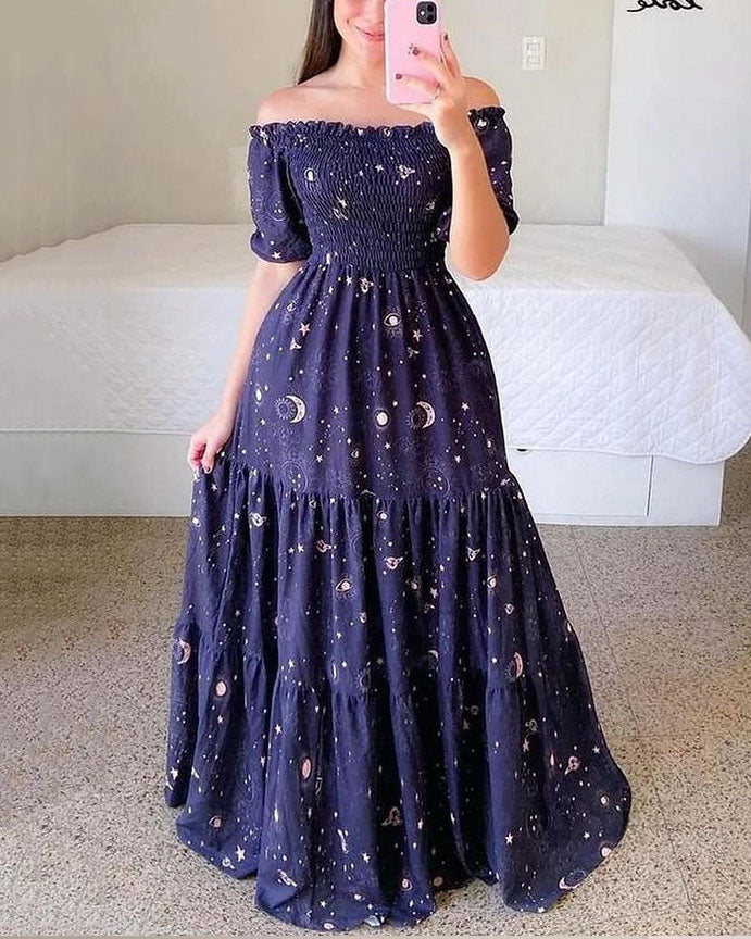 Wunderschönes schulterfreies Maxikleid mit Blumenmuster für den Sommer