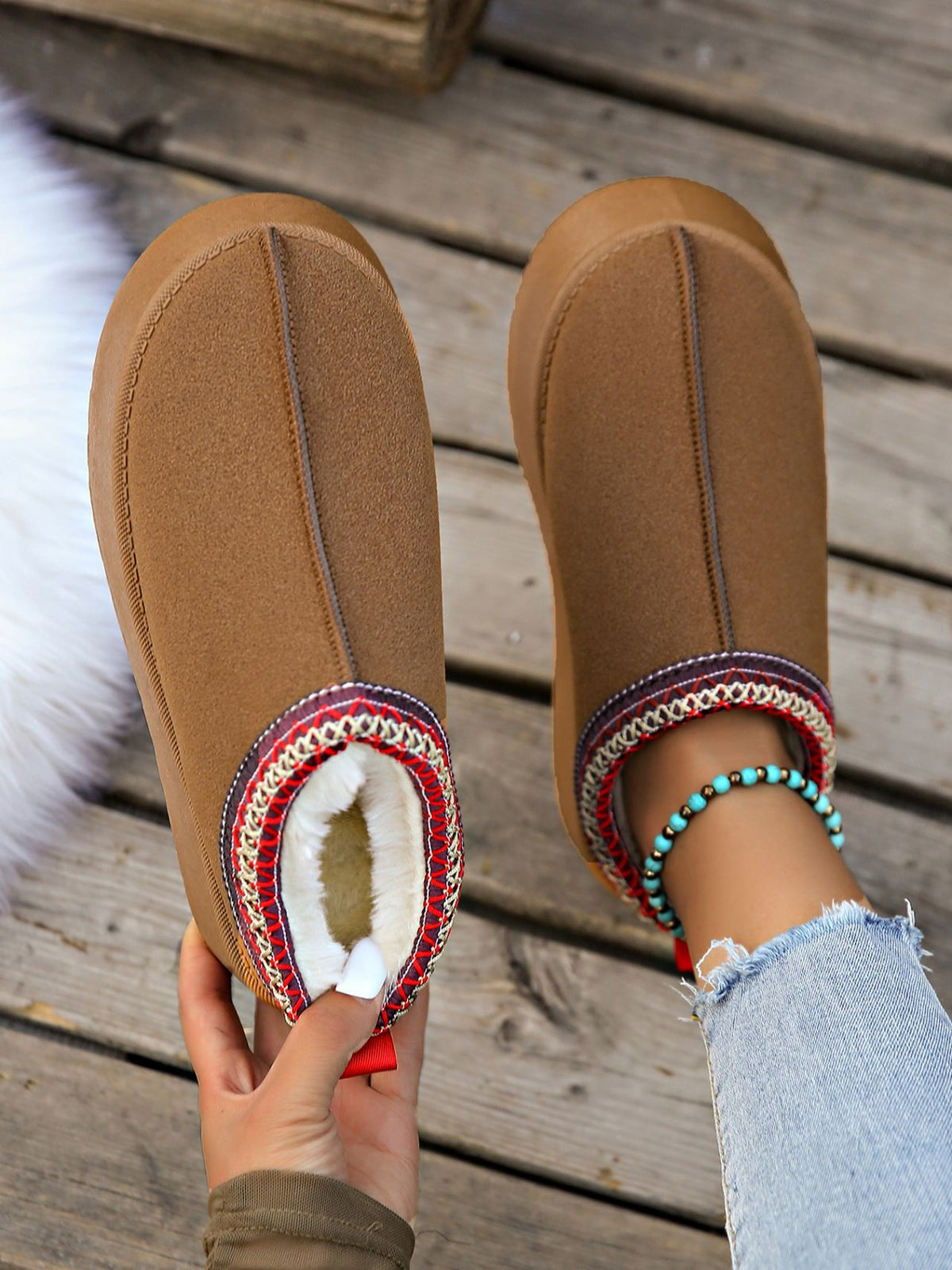 Low-top fleece lining slip-on snow boots