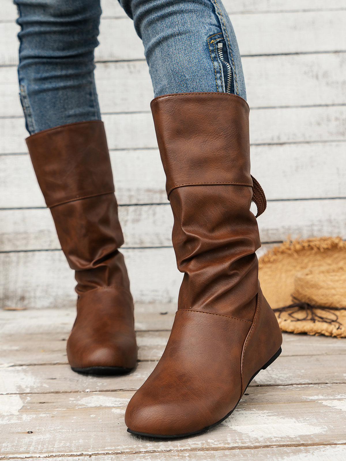 Round toe back bow mid-calf boots