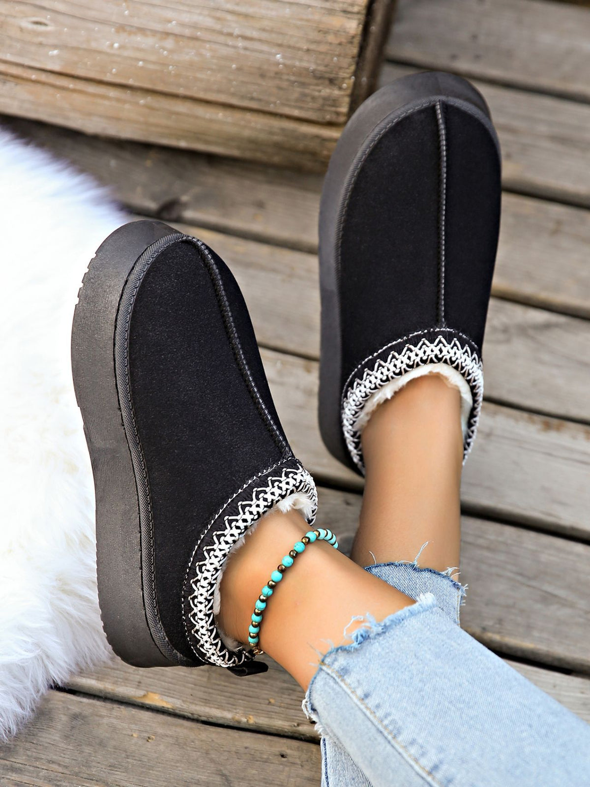 Low-top fleece lining slip-on snow boots