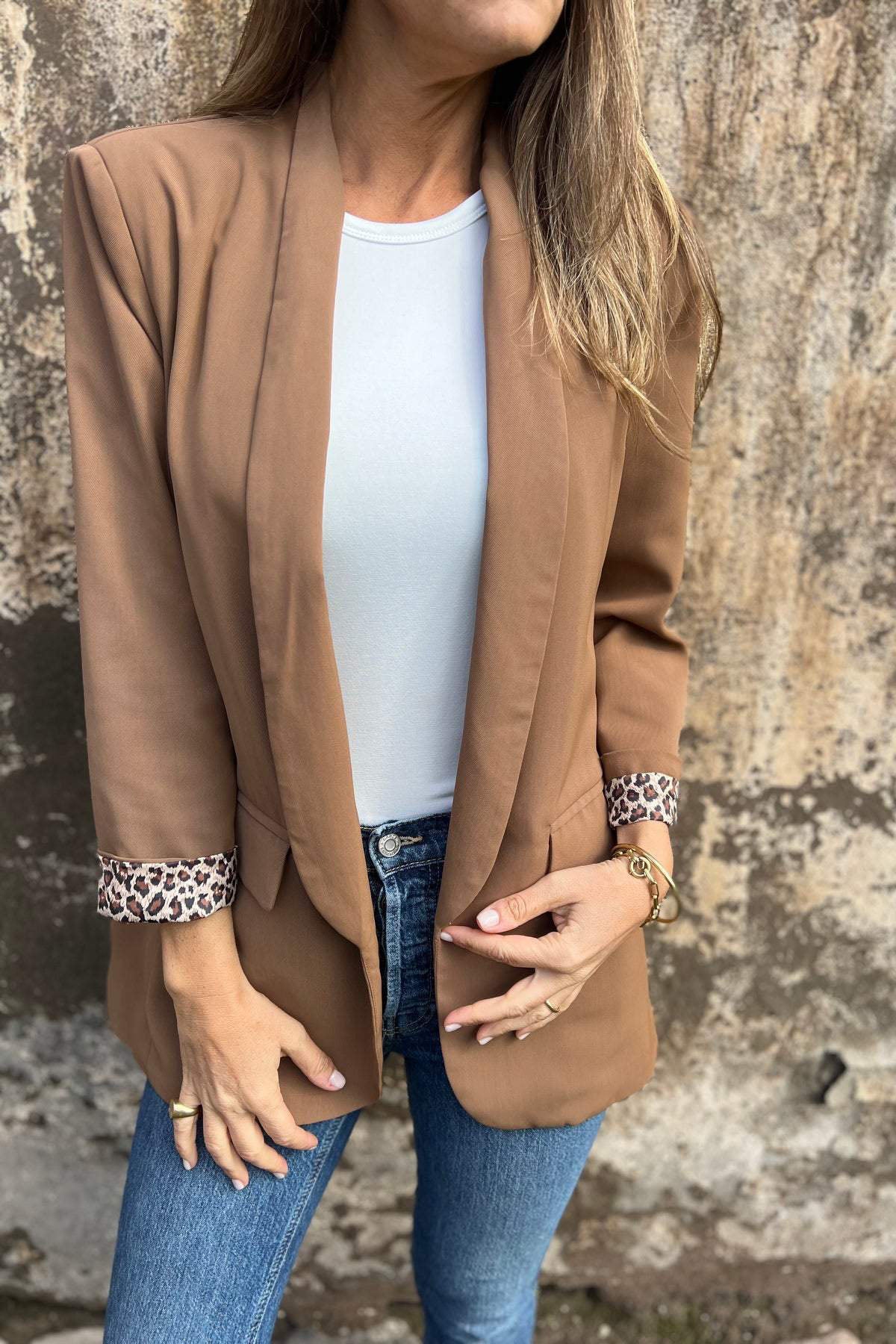 Chic leopard print lined blazer