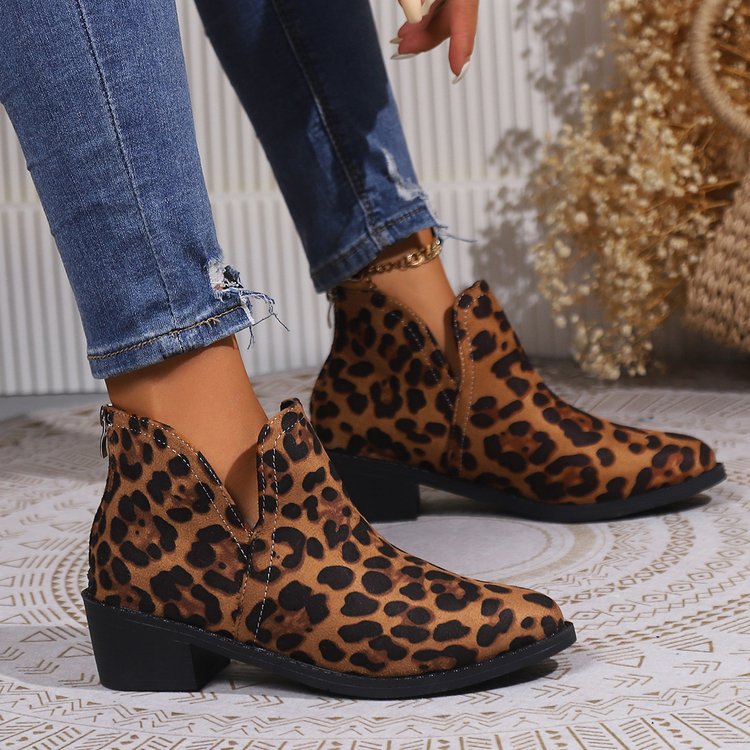 Brown suede leopard simple Chelsea shoes