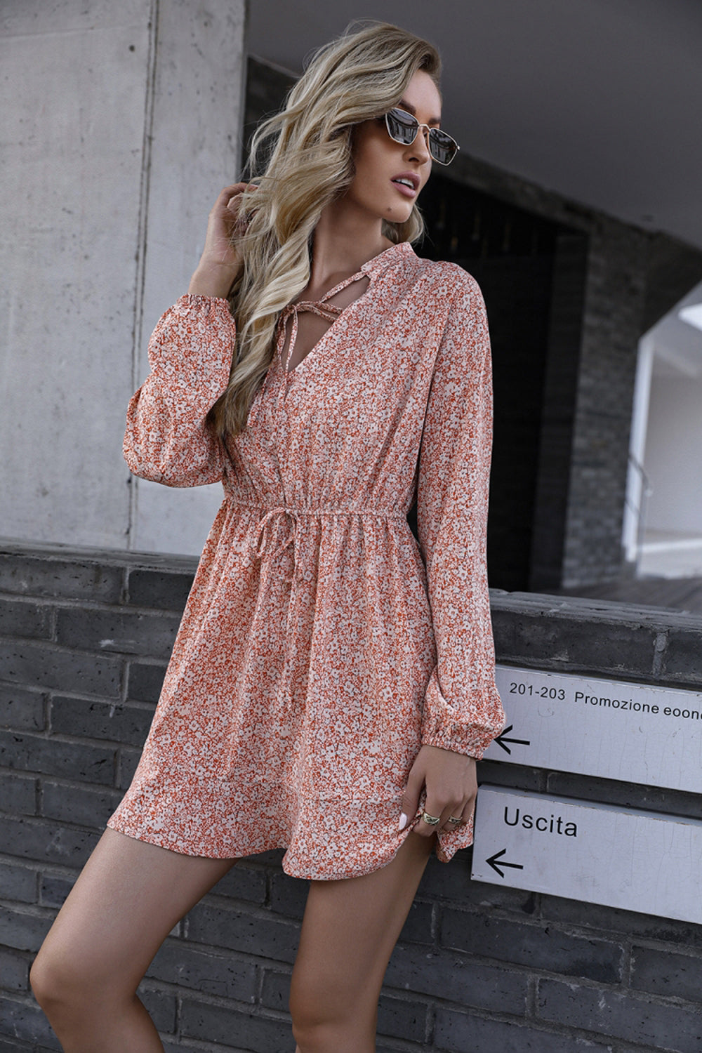 Tether V-neck Floral Long Sleeve Mid-length Dress