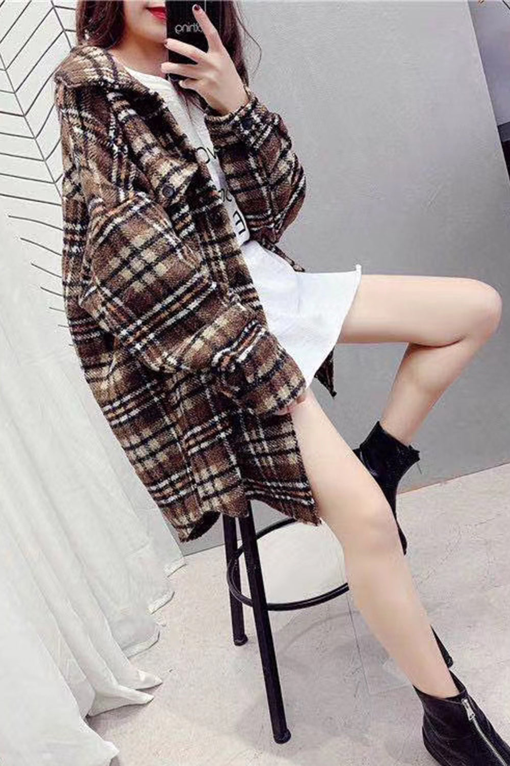 Vintage Hong Kong Style Plaid Fleece Coat