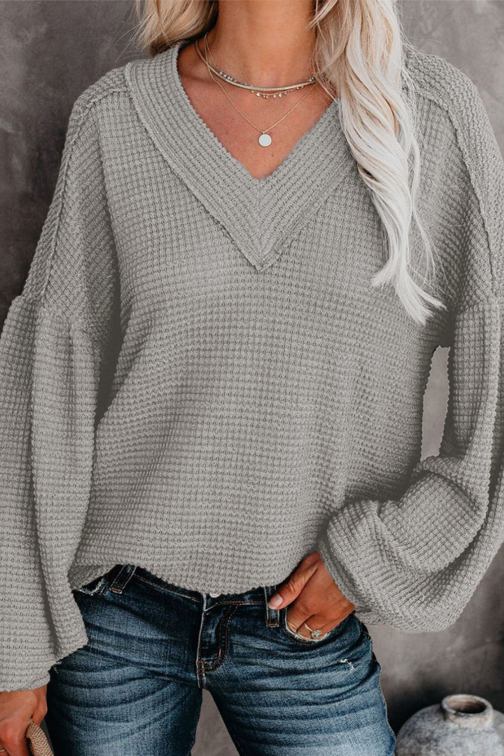 Solid V-neck Bubble Sleeve Top