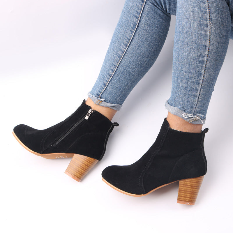 Bottines en cuir suédé épais