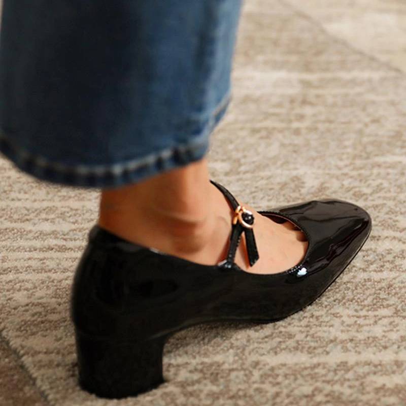 Mary Jane Style Low Heel Shoes