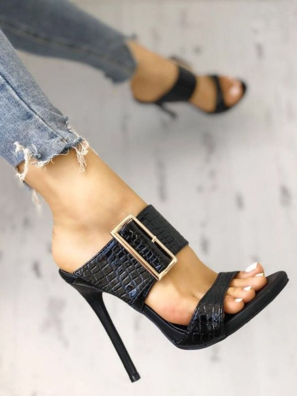 Tacones tipo gladiador sin cordones con tira trasera