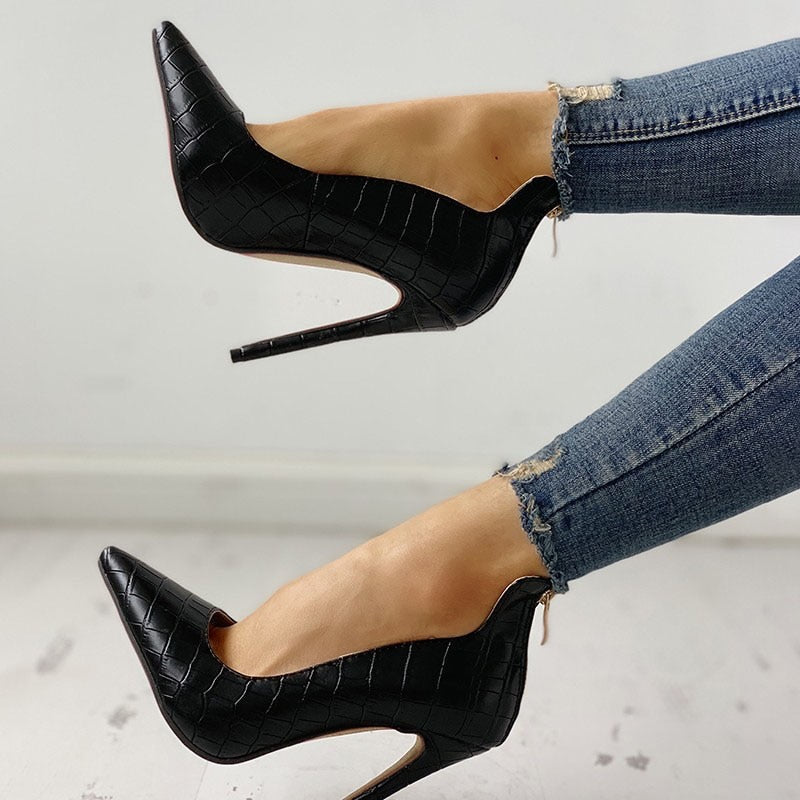 Chaussures à talons hauts solides