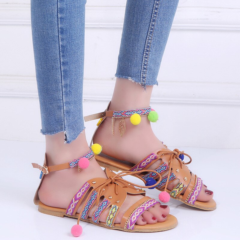 Sandalias bohemias con boca de pez