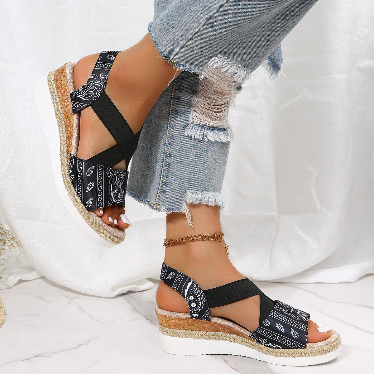 Thick Bottom Cross-tied Open Toe Wedges Sandals