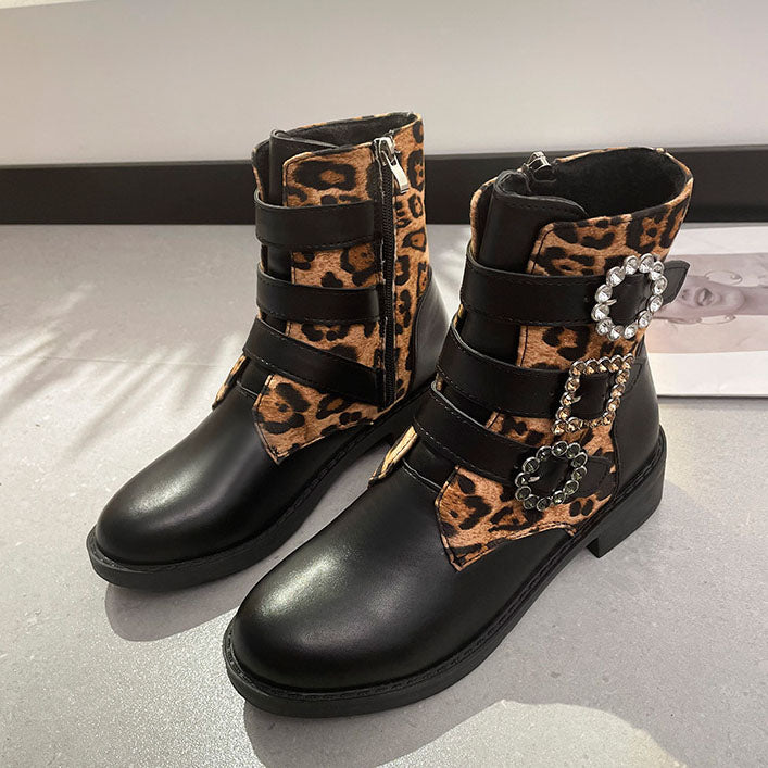 Bottines à bout rond et talon bas avec boucle de ceinture léopard