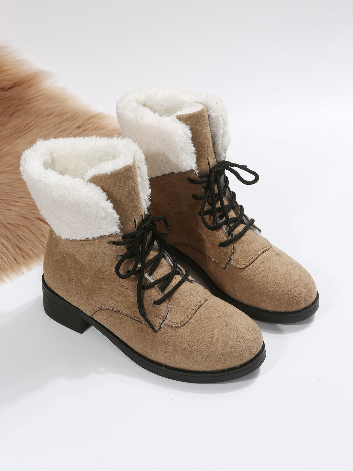 Bottes Martin antidérapantes en polaire Camel Bottines de neige