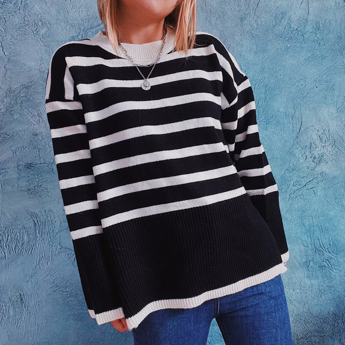 Loose Striped Contrast Slit Crewneck Sweater