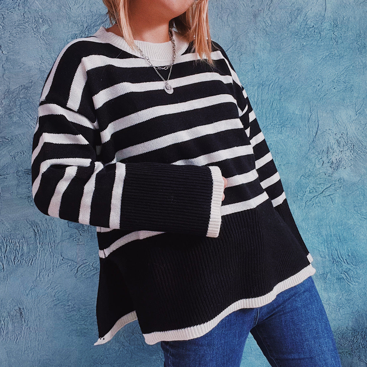 Loose Striped Contrast Slit Crewneck Sweater